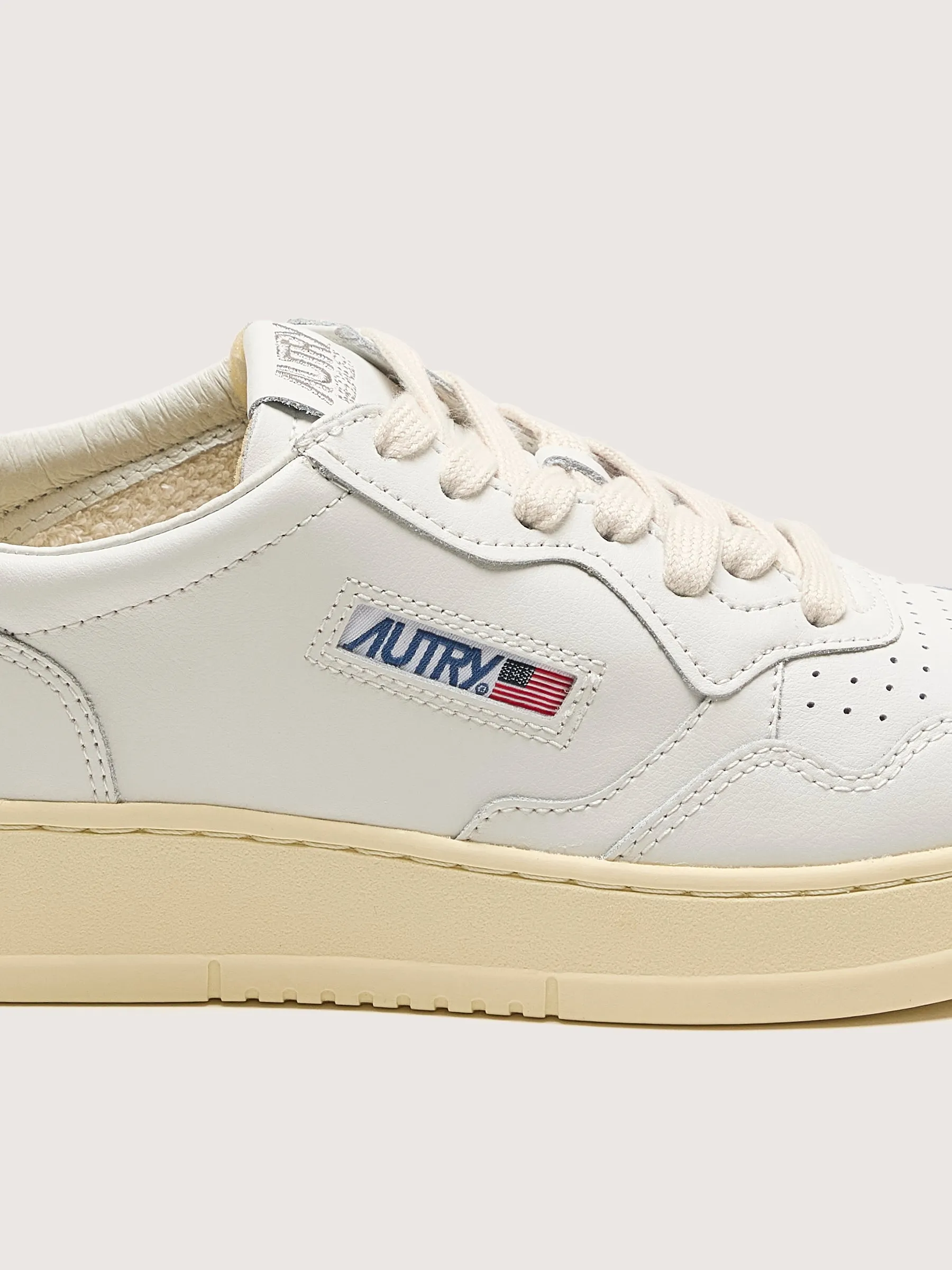 AUTRY | MEDALIST LOW FOR WOMEN