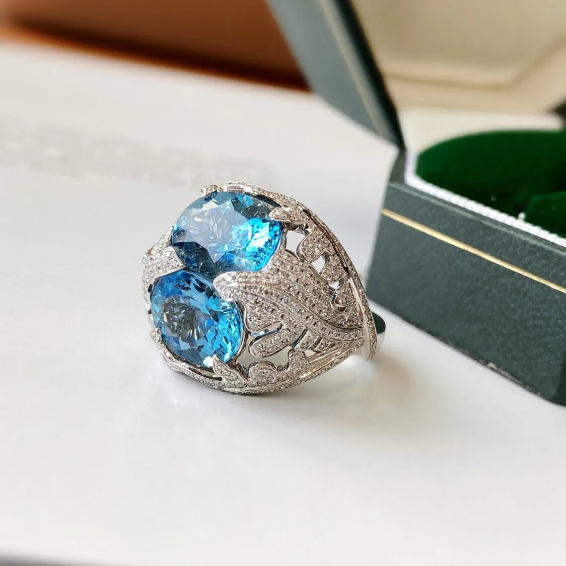 Luxury Oversized Oval Sea Blue Aquamarine Zircon Ring