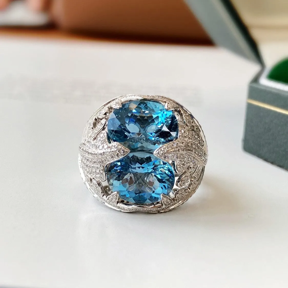 Luxury Oversized Oval Sea Blue Aquamarine Zircon Ring