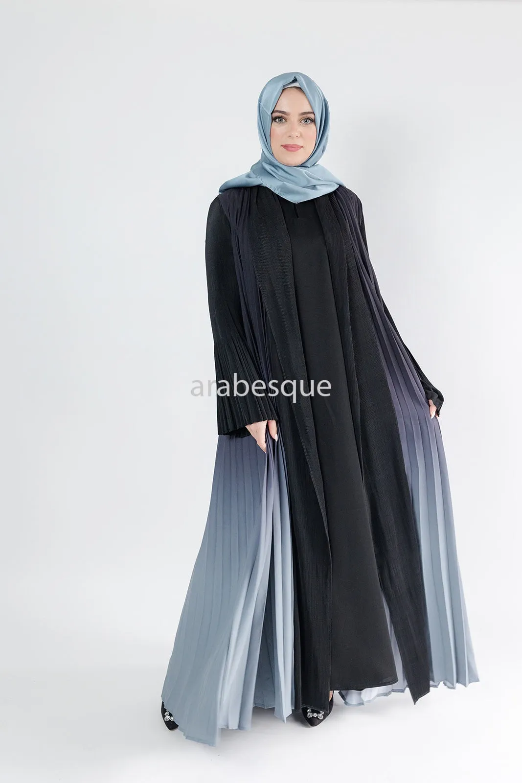 Luxury Pleated Ombre Open Abaya