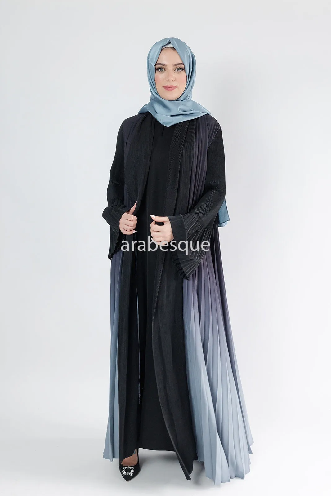 Luxury Pleated Ombre Open Abaya