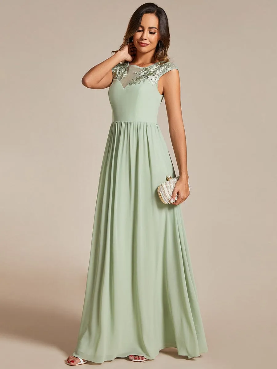 Shoulder Applique Round Neckline A-Line Formal Evening Dress featuring Cap Sleeves